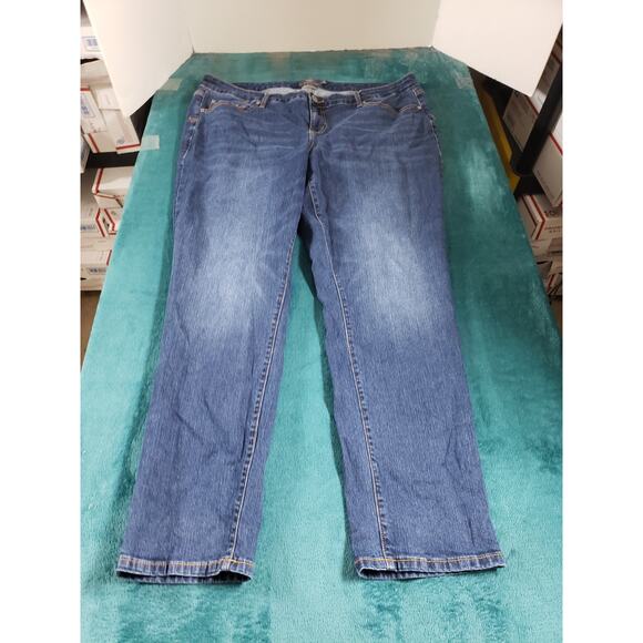 Torrid Jeans Size 18 Womens Blue Stretch Denim Plus Mid Rise Boyfriend Straight - Picture 1 of 12